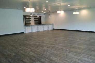 호텔 Okoboji Commons