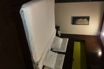 בית מלון כפרי Saurabh Candy By Peppermint