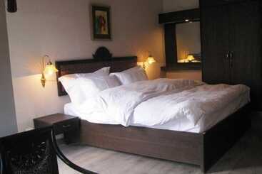 فندق The Citadel Resorts,jiya