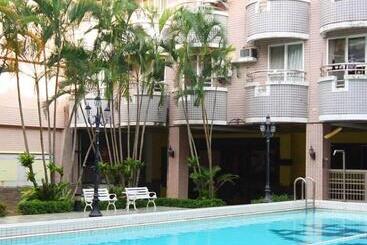 تختخواب و صبحانه 仲夏墾丁親子民宿