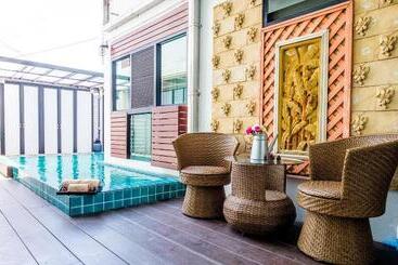Hotel Basaya Laemchabang