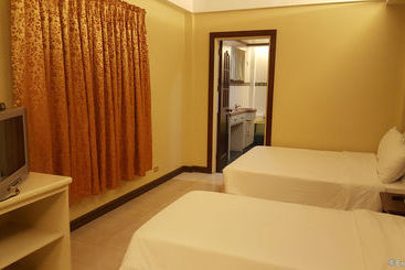 هتل Dumaguete Royal Suite Inn