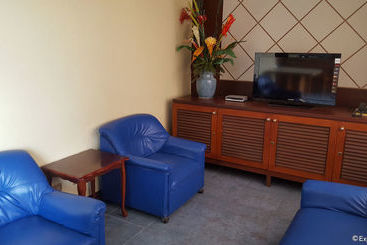 هتل Dumaguete Royal Suite Inn