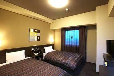 בית מלון כפרי Route Inn Toyama Inter