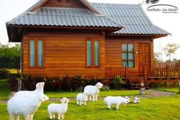 בית מלון כפרי Tarnjedton Pai Resort