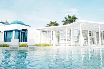 Отель The Crest Santora Hua Hin