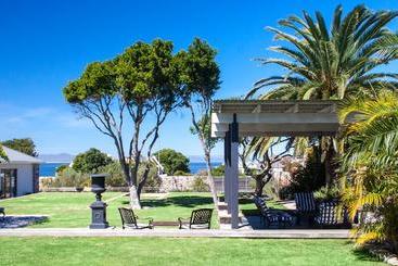 هتل The Gregoire Boutique Villa