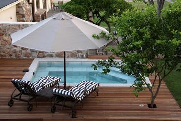 هتل The Gregoire Boutique Villa