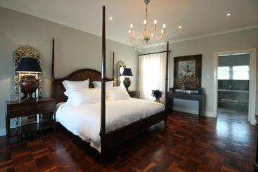 هتل The Gregoire Boutique Villa