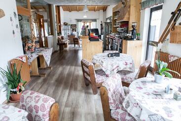 בית מלון כפרי Vecchia America