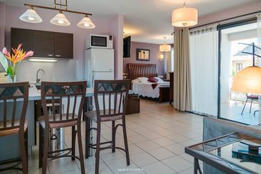 هتل آپارتمان La Belle Etoile