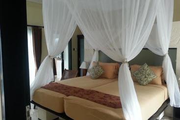 Жильё для туристов Nike Villas