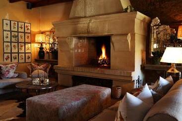 پانسیون Avondrood Guest House By The Oyster Collection