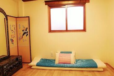 Пансион Hanok Guest House 202