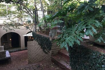 بنسيون Pumleni Guesthouse