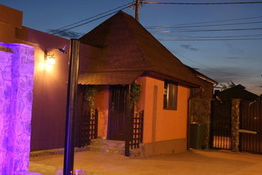 پانسیون Rixo`s Guesthouse