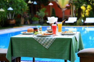 Thante Hotel  Nyaung Oo