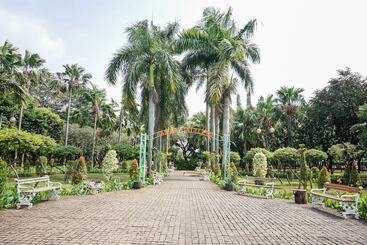 בית מלון כפרי Belvena