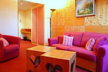 هتل Hôtel Le Riquewihr