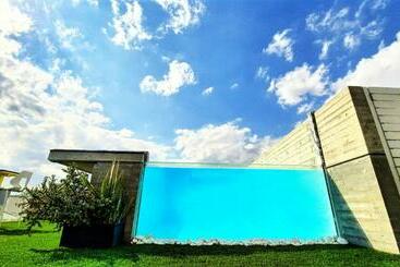 호텔 Lokàl Boutique