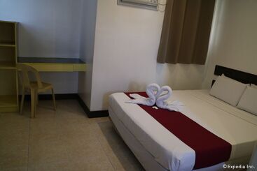 فندق Ong Bun Pension House