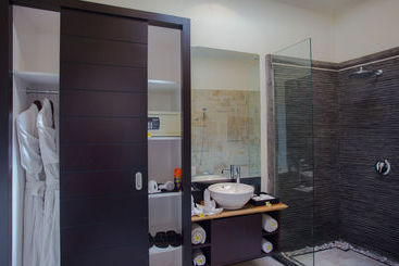 Kayu Suar Bali Luxury Villas And Spa