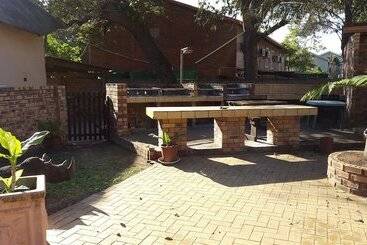 膳宿费 Lake St Lucia Lodge