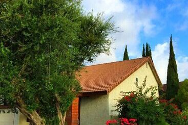 Жильё для туристов Romantic And Luxury Disney Villa