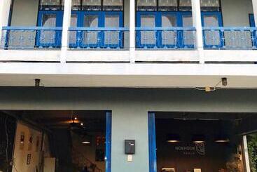 호스텔 Nokhook House