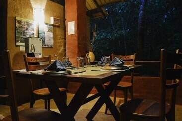 דירות לתיירים Back Of Beyond Pidurangala