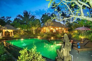 Bunut Garden Luxury Private Pool Villa
