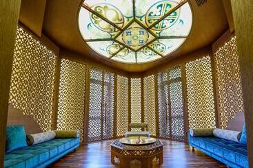 فندق Crowne Plaza   Borjomi, An Ihg