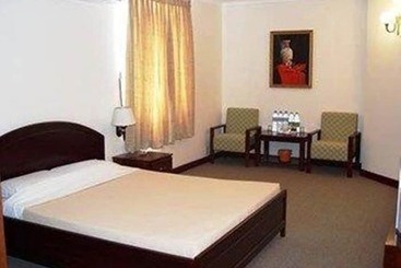 هتل Nha Khach Tien Giang