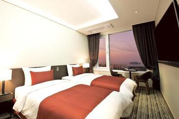 Shin Shin Hotel Jeju Worldcup