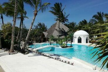 Sun Palm Beach Resort