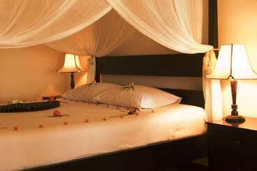 Cham Villas Boutique Luxury Resort