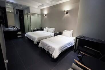 Almond Hotel Busan Station