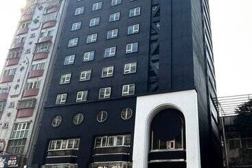 Hub Hotel Kaosiung Yisin Branch