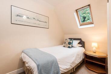 בית מלון כפרי The Well Guesthouse