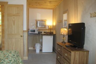 مُتل Golden Sands Resort Lake George