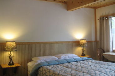 مُتل Golden Sands Resort Lake George
