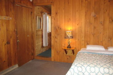 مُتل Golden Sands Resort Lake George
