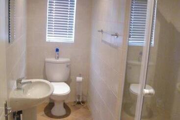 ペンション Airport Lodge Guest House