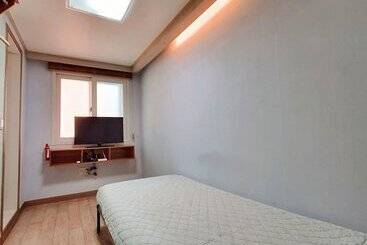 Пансион Guesthouse The Hill