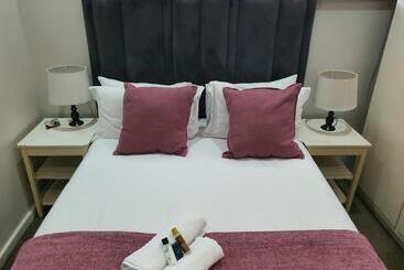 بنسيون Sunnyridge Lodge