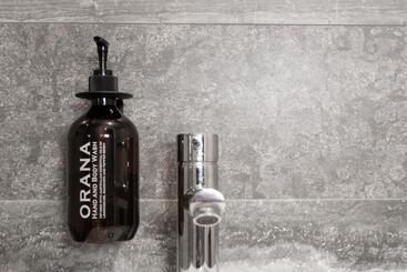 پانسیون The Alison Randwick