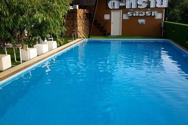 בית מלון כפרי Dsine Resort