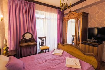 Arthotel Poruchik Rzhevsky