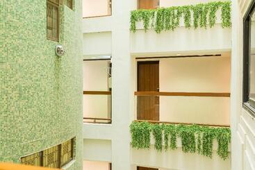 هتل Shin Yuan Park