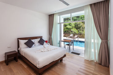 Апарт-отель Kamala Falls Residential Resort